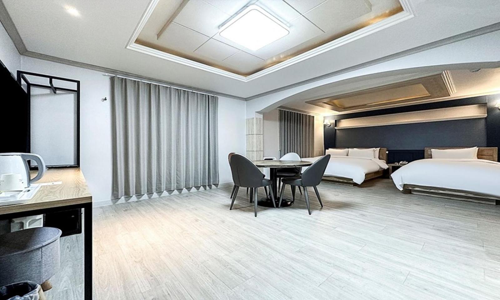 Gumi Time Hotel Exterior photo