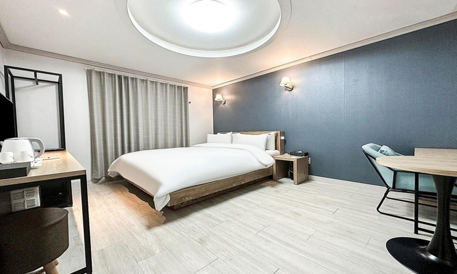 Gumi Time Hotel Exterior photo